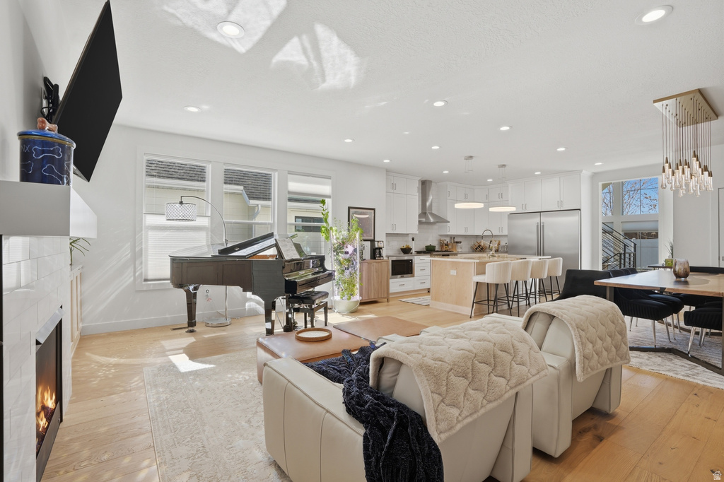 3905 S HOLLADAY CT Holladay, UT 84124