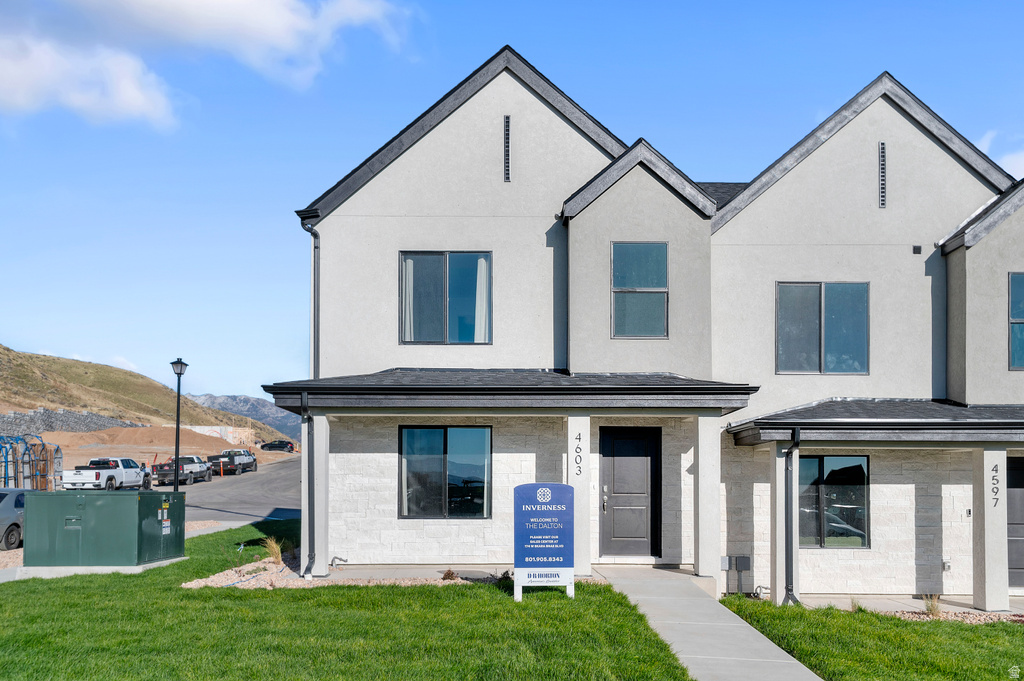 4329 N BUCKSTONE WAY #1380 Lehi, UT 84048