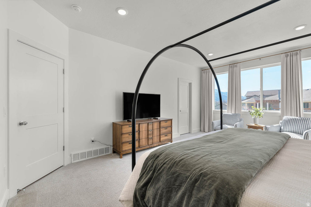 2291 E PARKSIDE CIR South Ogden, UT 84403