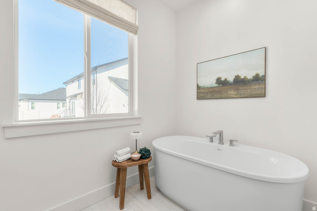 2291 E PARKSIDE CIR South Ogden, UT 84403