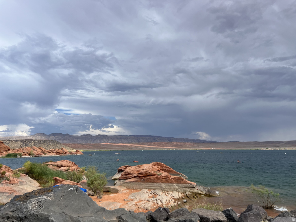 5035 W 3175 S Hurricane, UT 84737