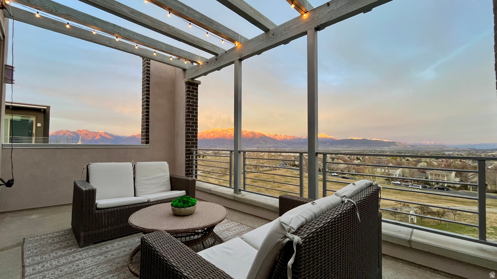 4512 KESTREL RIDGE RD South Jordan, UT 84009