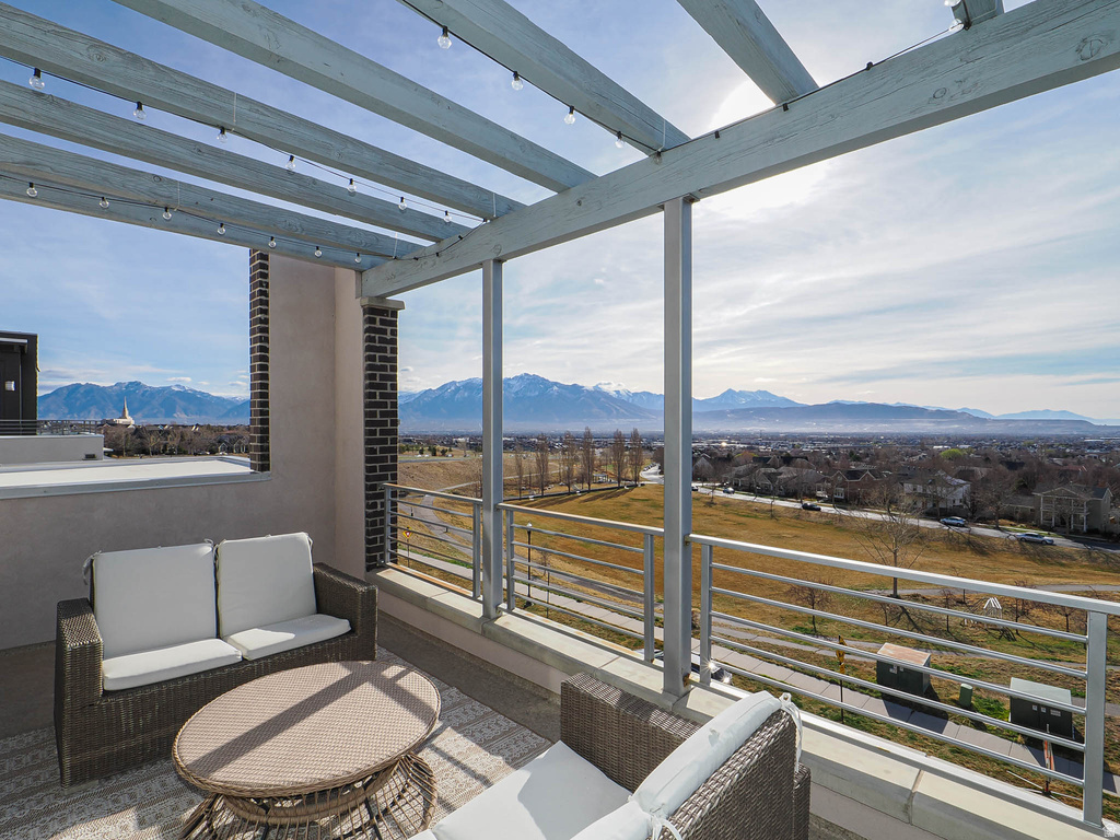 4512 KESTREL RIDGE RD #313 South Jordan, UT 84009