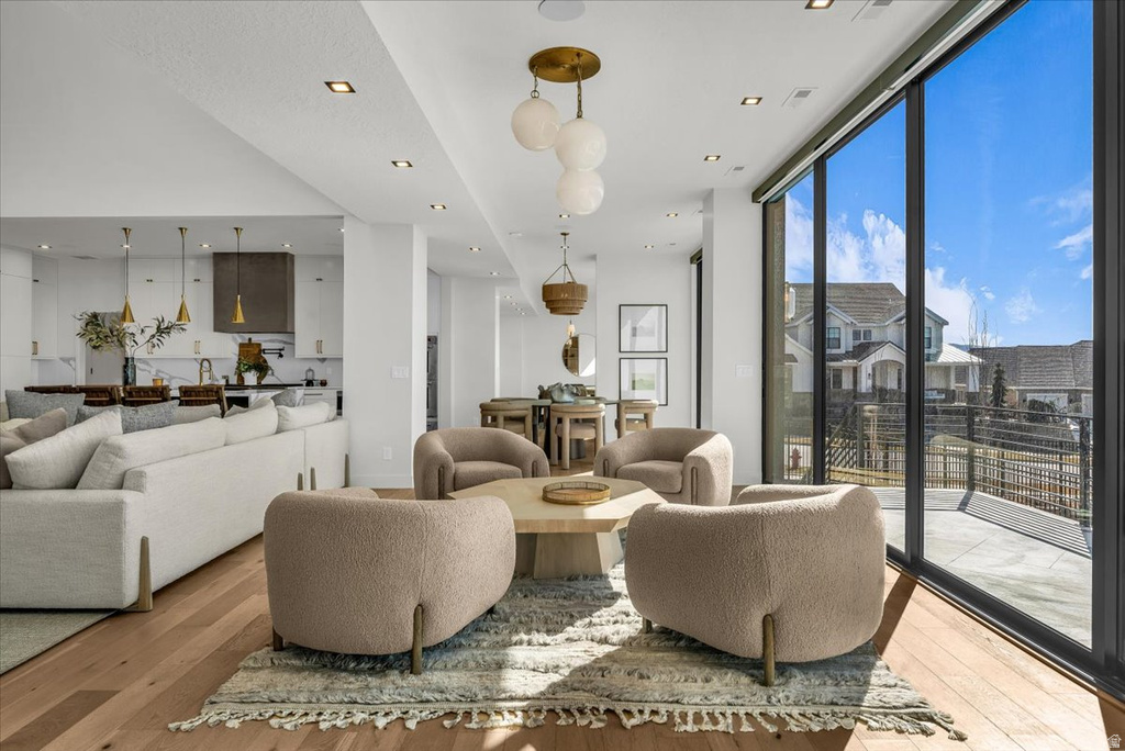 2152 S 30 W Orem, UT 84058