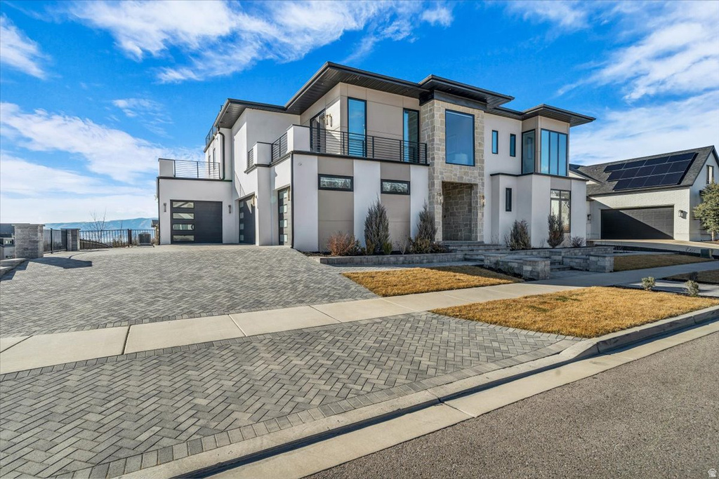 2152 S 30 W Orem, UT 84058
