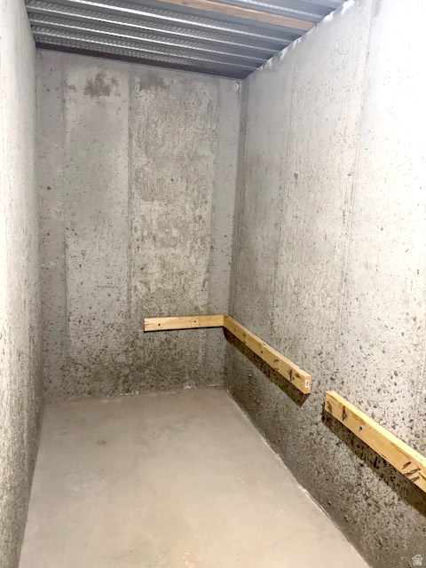 1926 N 2530 W Clinton, UT 84015