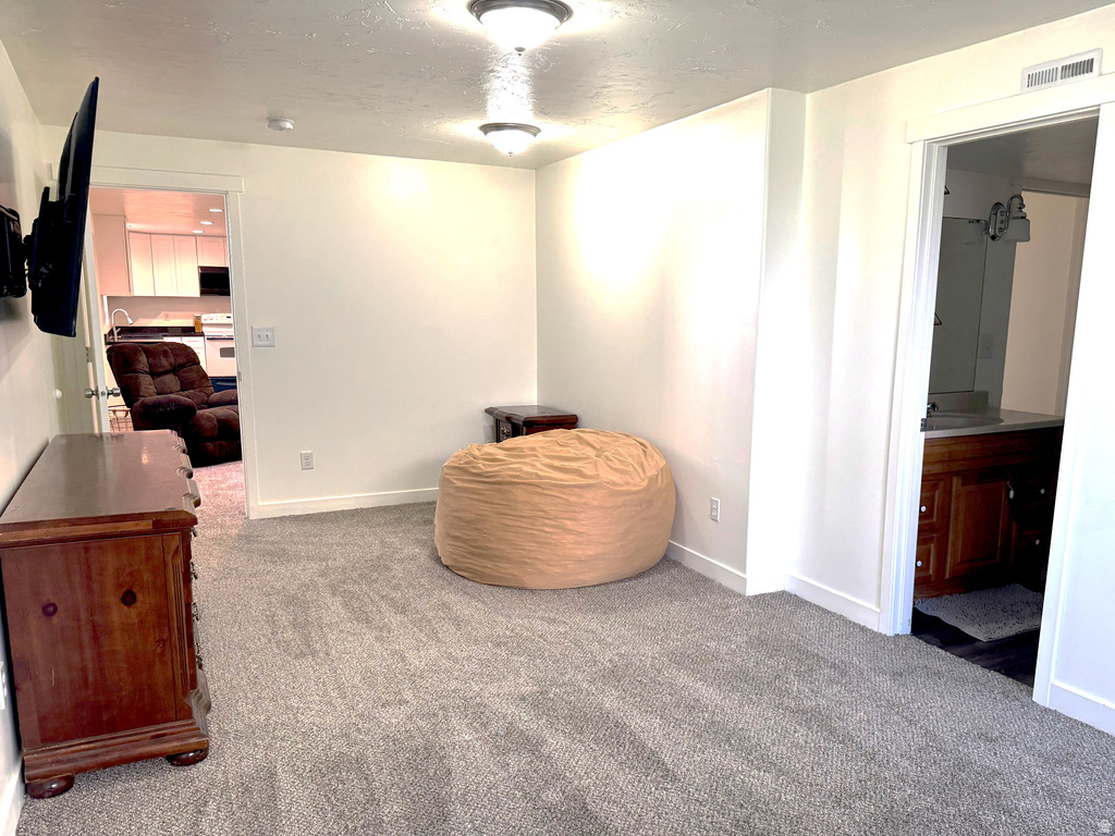 1926 N 2530 W Clinton, UT 84015