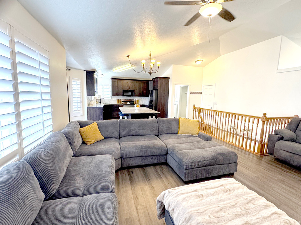 1926 N 2530 W Clinton, UT 84015