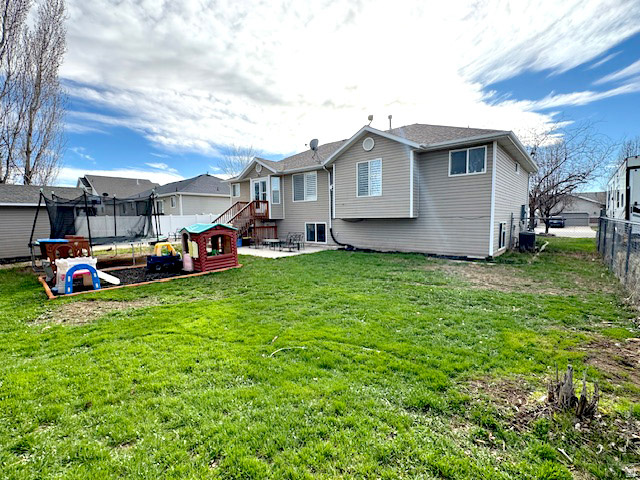 1926 N 2530 W Clinton, UT 84015