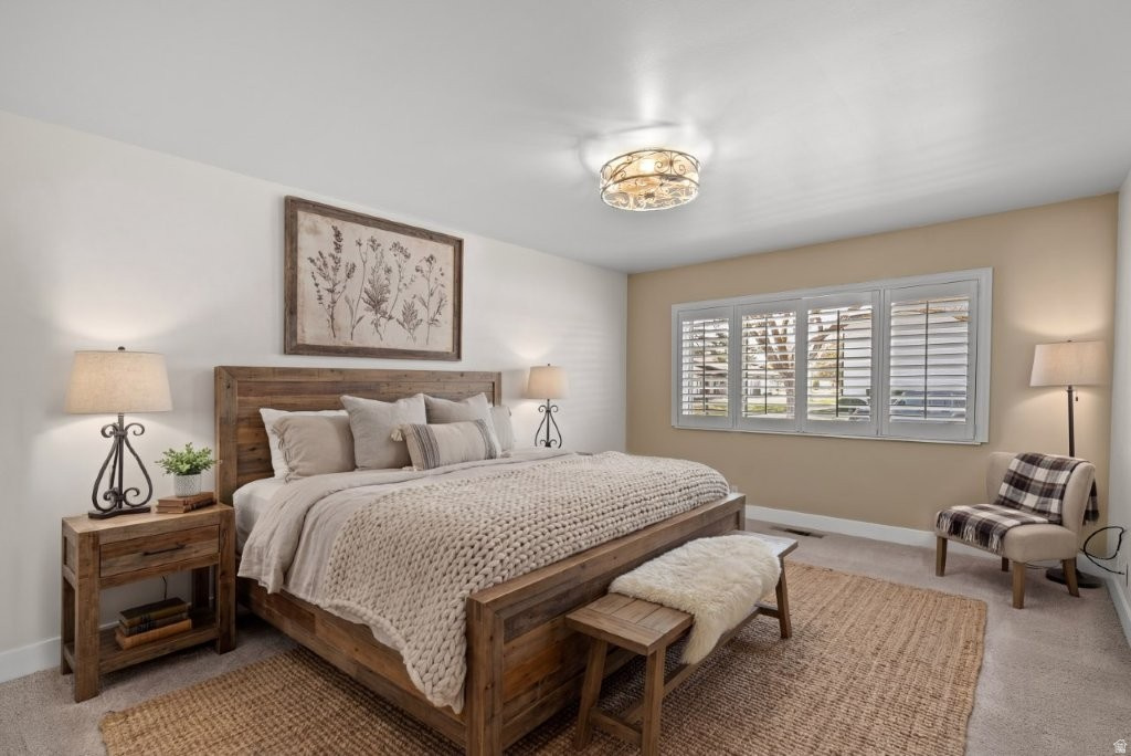 4987 S BEAVERBROOK LN Salt Lake City, UT 84117