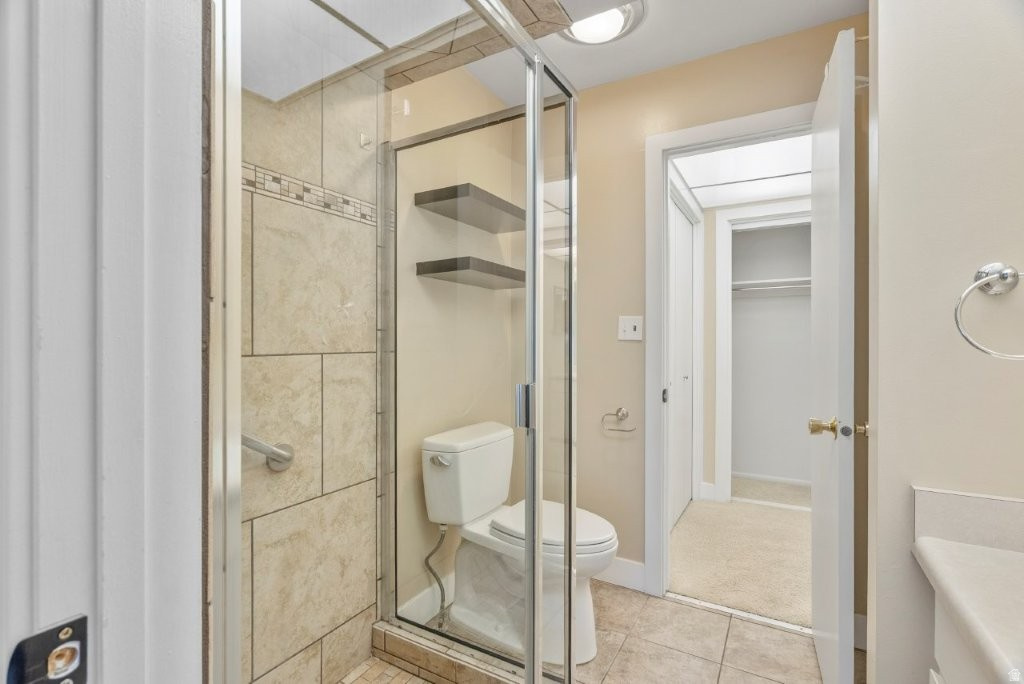 4987 S BEAVERBROOK LN Salt Lake City, UT 84117