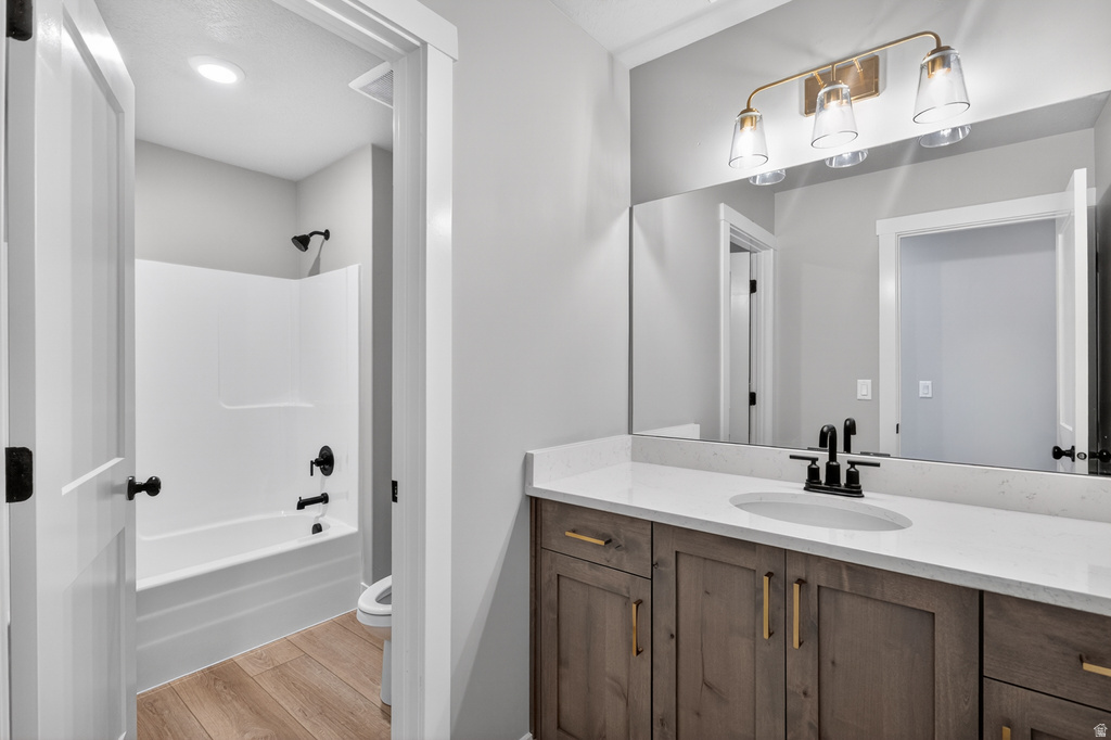 52 W GLEN WAY #114 South Weber, UT 84405