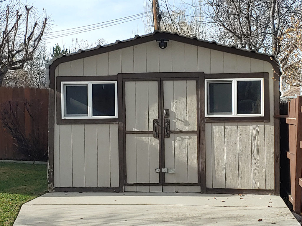 4210 S CAROLEEN WAY Millcreek, UT 84124