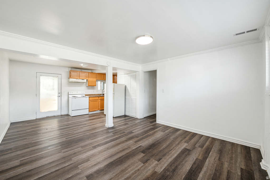 9822 S DARIN DR Sandy, UT 84070