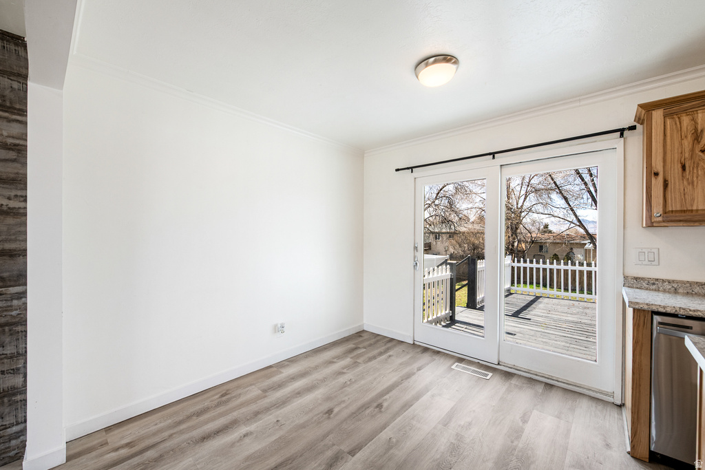 9822 S DARIN DR Sandy, UT 84070