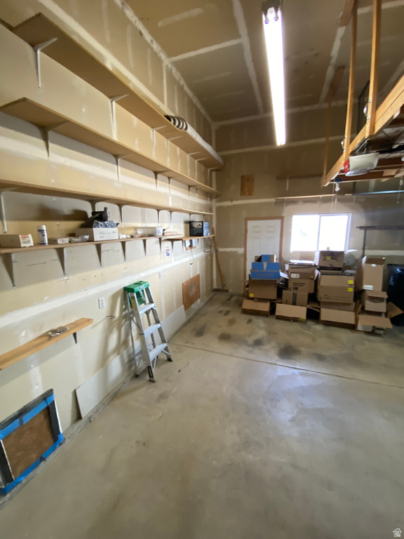 2188 S 2325 W Syracuse, UT 84075