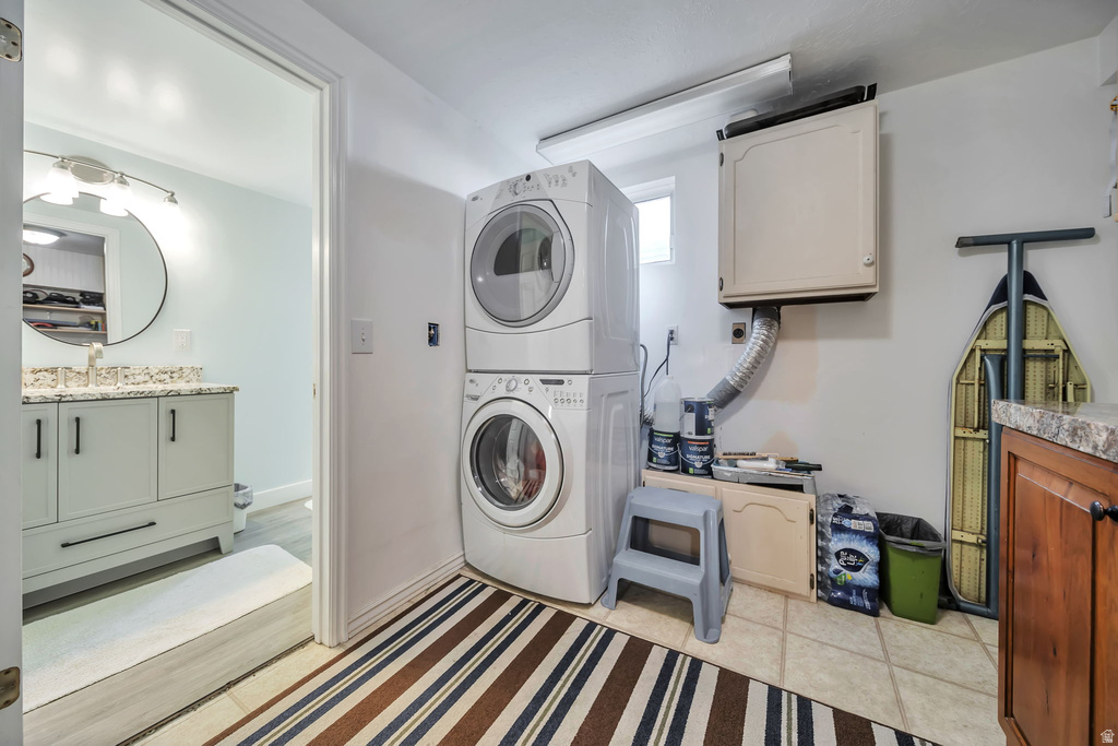 140 W PAULA DR Sandy, UT 84070