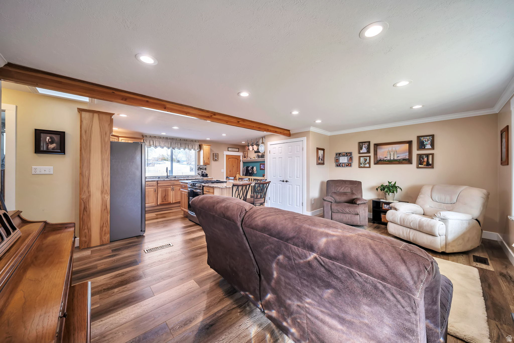 140 W PAULA DR Sandy, UT 84070