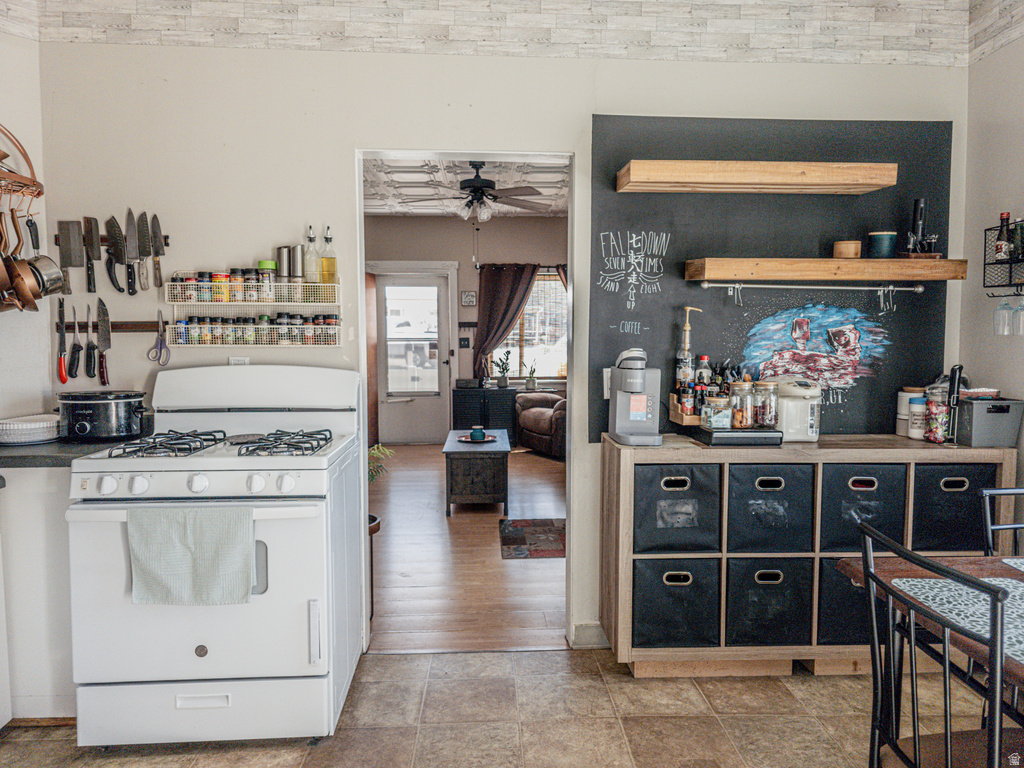 564 S 300 W Helper, UT 84526