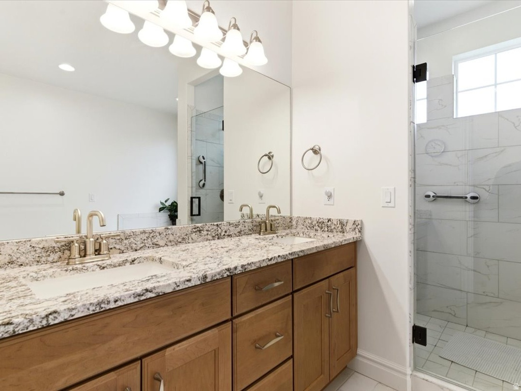 1251 N 2525 W Clinton, UT 84015