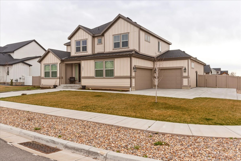 1251 N 2525 W Clinton, UT 84015