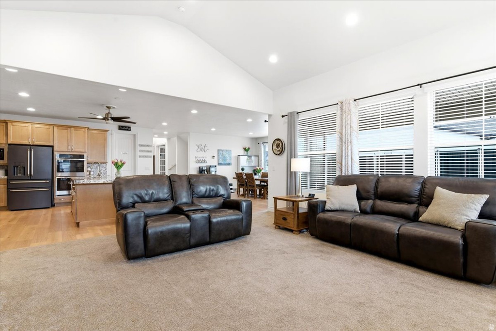 1251 N 2525 W Clinton, UT 84015