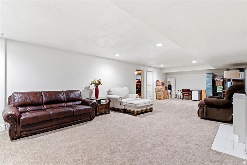 1251 N 2525 W Clinton, UT 84015