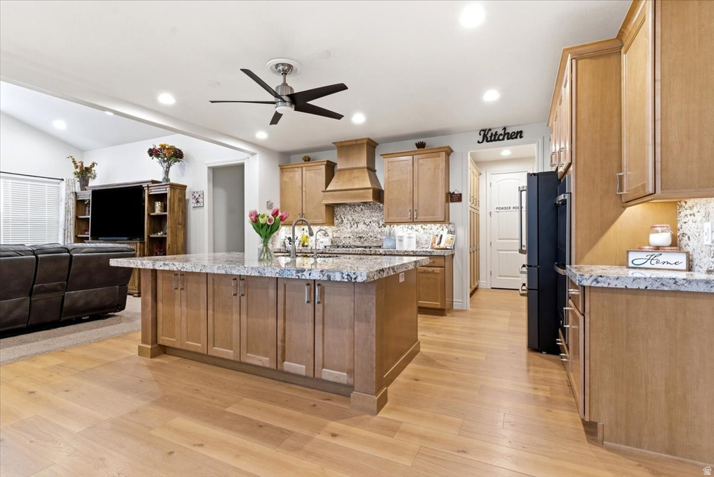 1251 N 2525 W Clinton, UT 84015