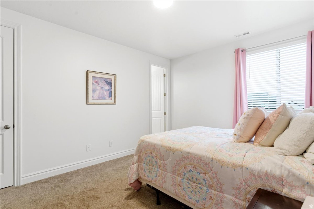 1251 N 2525 W Clinton, UT 84015