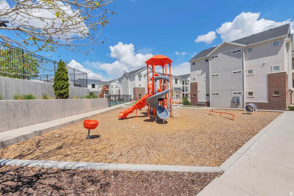 1714 N 3870 W Lehi, UT 84048