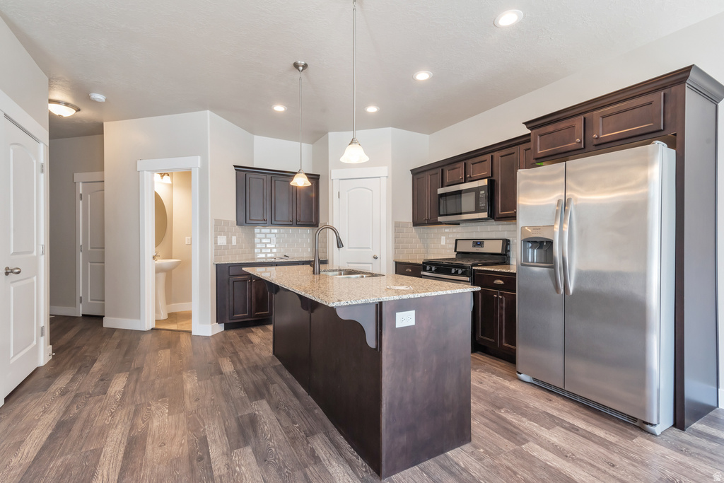 1714 N 3870 W Lehi, UT 84048