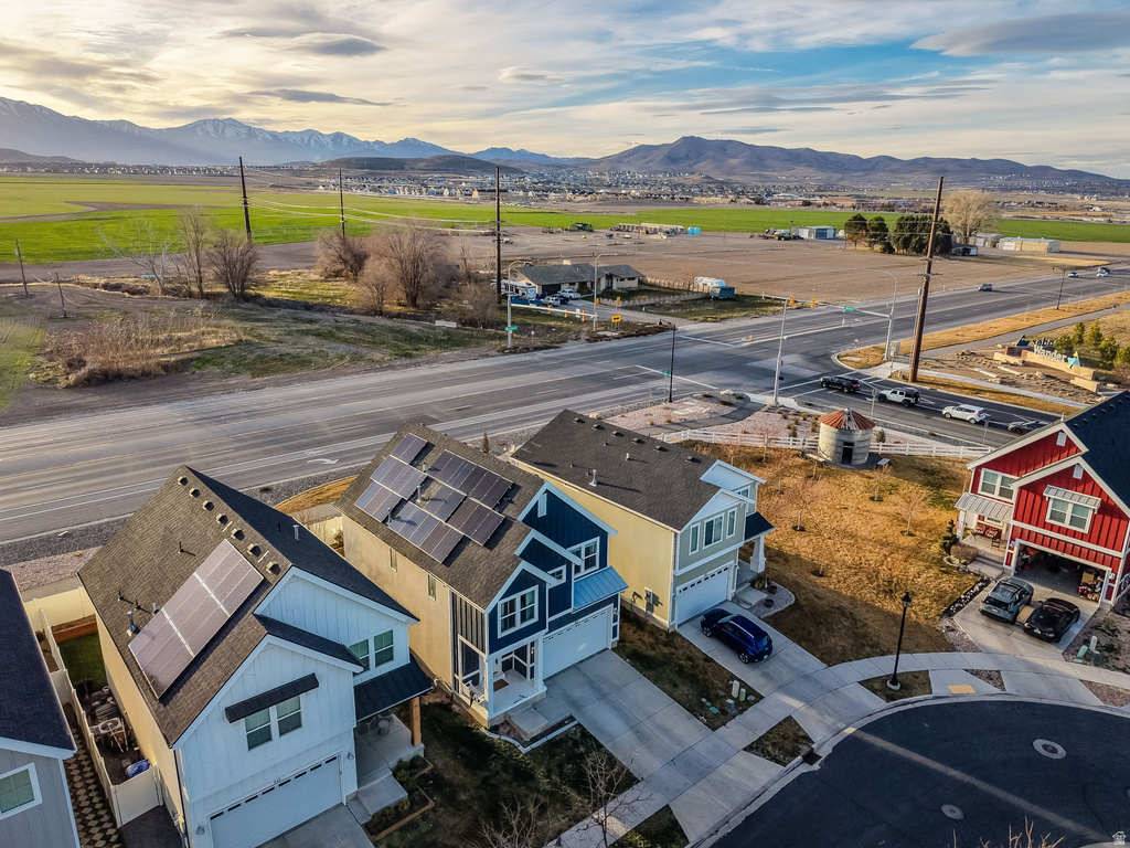 437 S BURR OAK LN Saratoga Springs, UT 84045