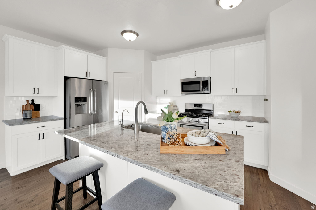 437 S BURR OAK LN Saratoga Springs, UT 84045