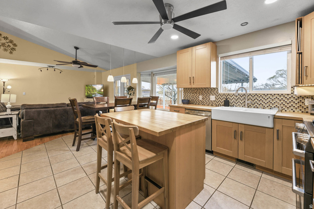 3071 S FERNBUSH DR Magna, UT 84044