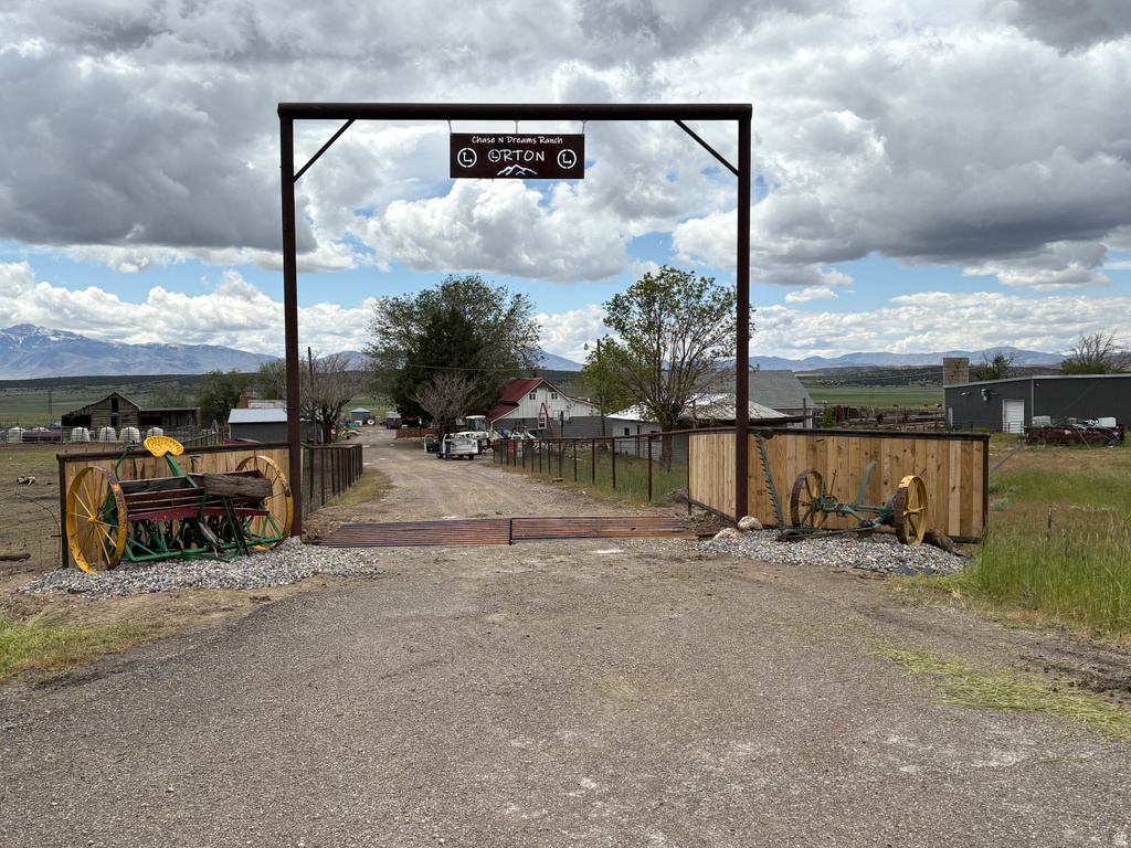 9888 S Sr 28 W, Levan, UT 84639