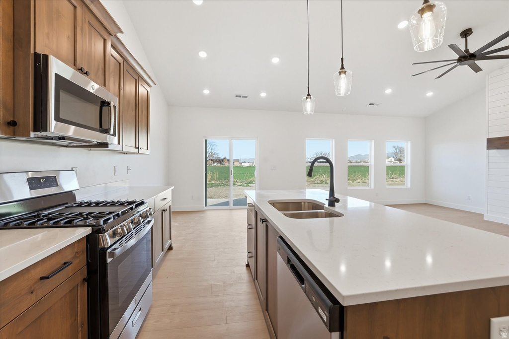 10295 N VISTA LN Elwood, UT 84337