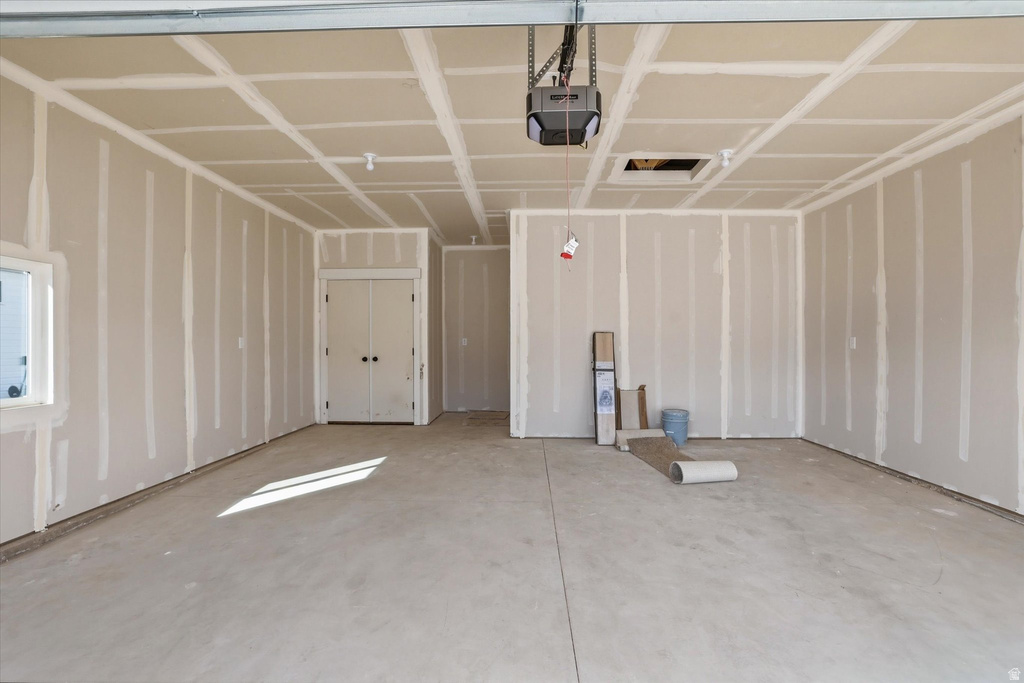 10295 N VISTA LN Elwood, UT 84337