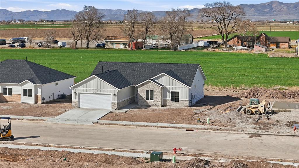 10295 N VISTA LN Elwood, UT 84337
