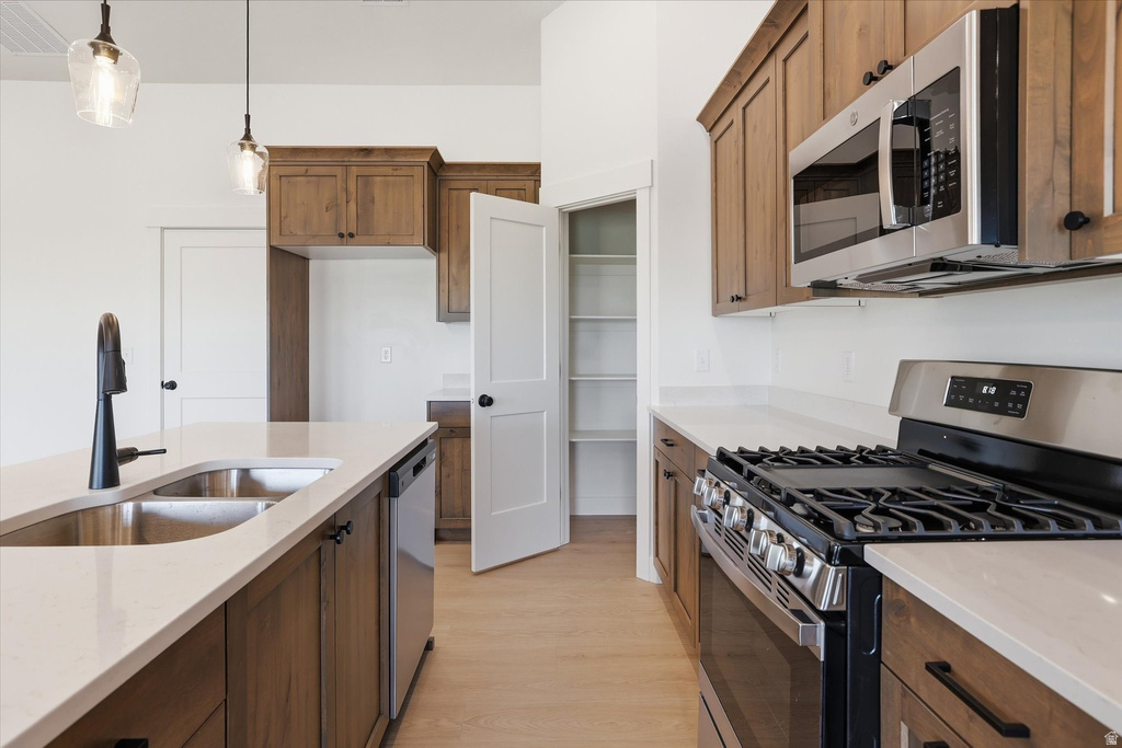 10295 N VISTA LN Elwood, UT 84337