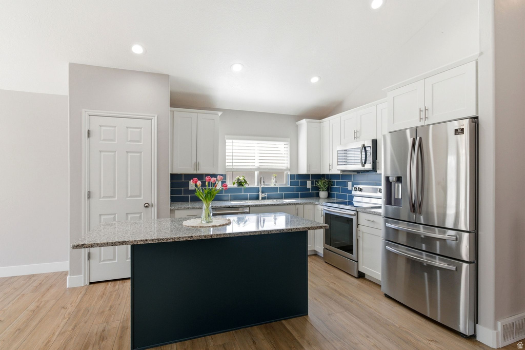 1079 S 1875 W Syracuse, UT 84075