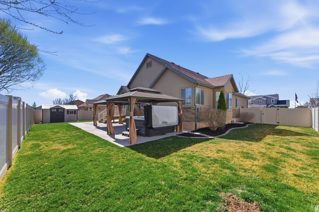 1079 S 1875 W Syracuse, UT 84075