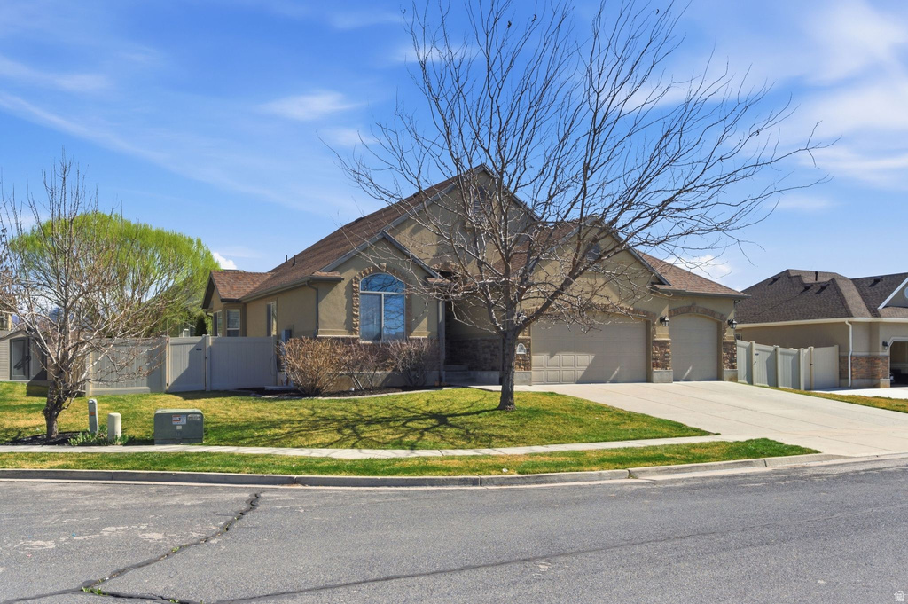 1079 S 1875 W Syracuse, UT 84075