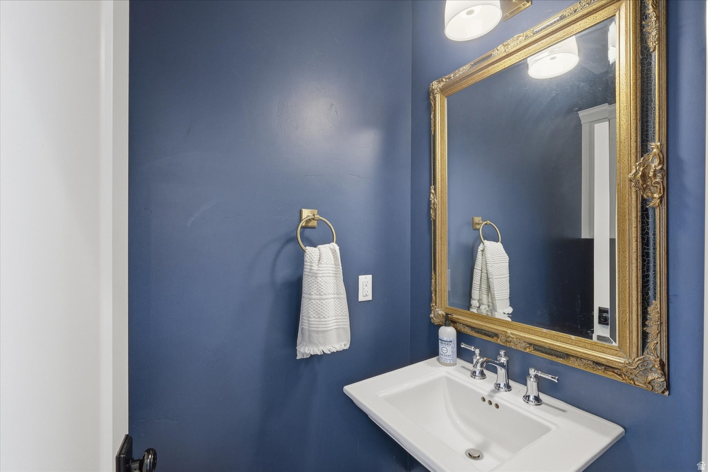 258 W 575 S Providence, UT 84332