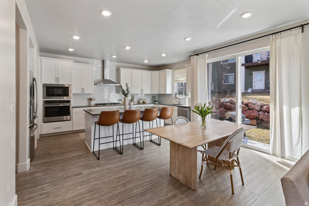 316 BELLA VIDA DR North Salt Lake, UT 84054