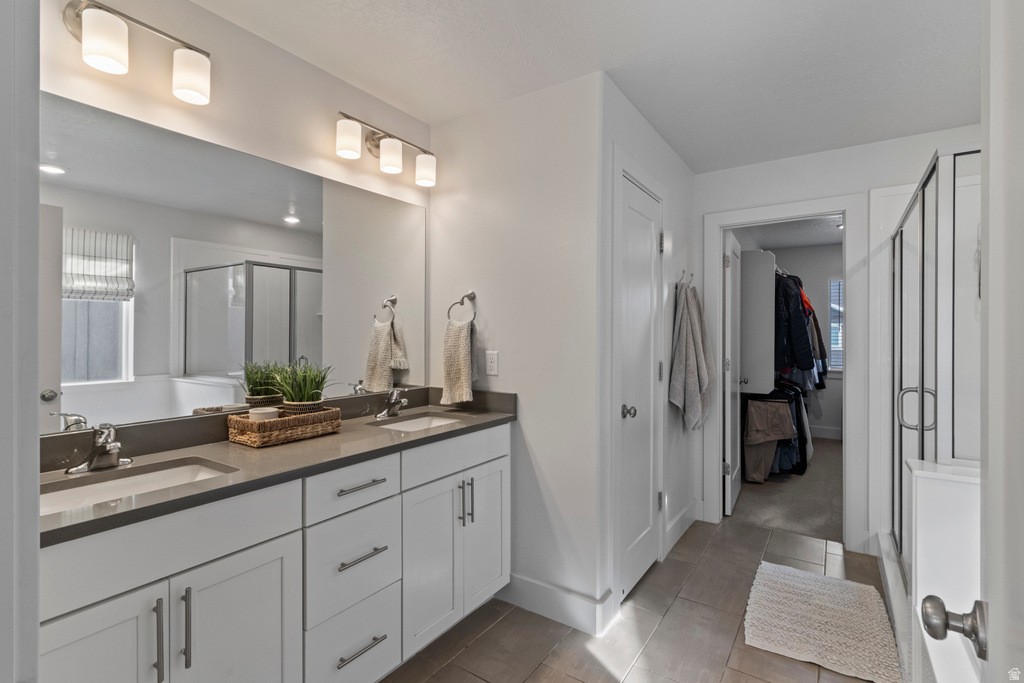 316 BELLA VIDA DR North Salt Lake, UT 84054