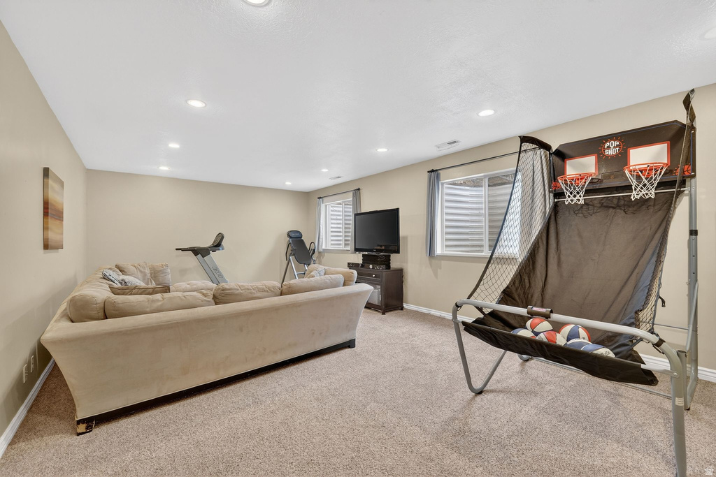 3372 W WATERBRIDGE CV South Jordan, UT 84095