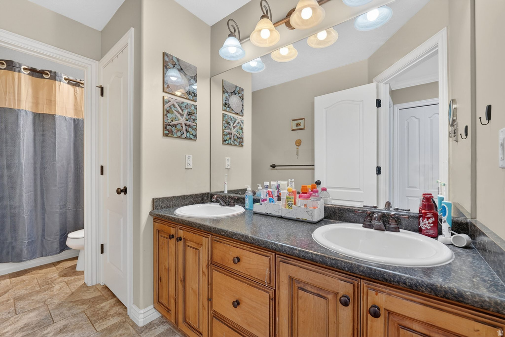 3372 W WATERBRIDGE CV South Jordan, UT 84095