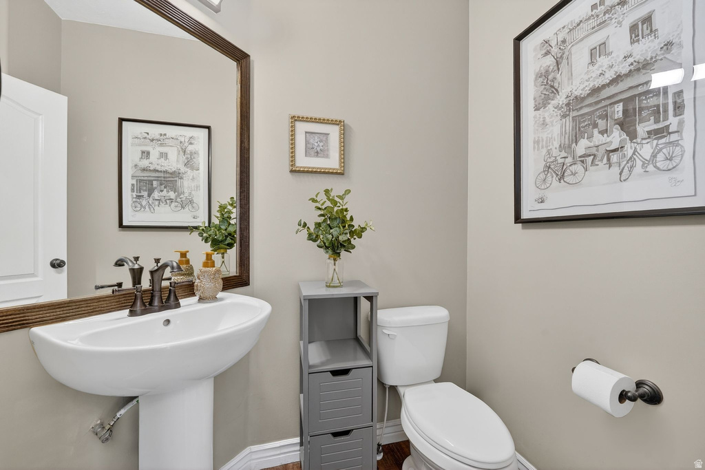 3372 W WATERBRIDGE CV South Jordan, UT 84095