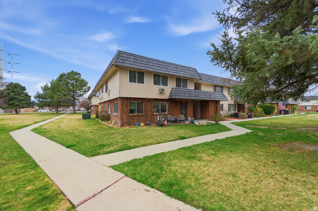 4527 S 1175 W #95 Taylorsville, UT 84123