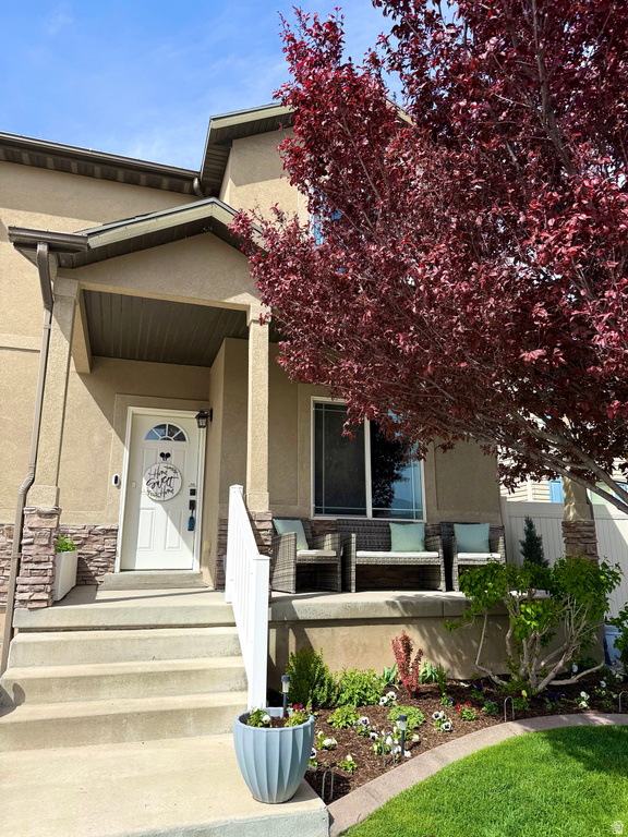 2309 E HITCHING POST DR Eagle Mountain, UT 84005